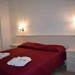 La Gemma Del Sud Bed & Breakfast *