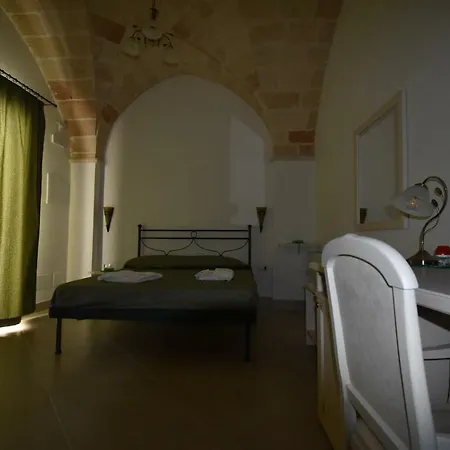 La Gemma Del Sud B&B 아베트라나