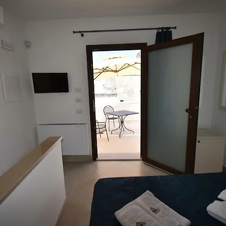 La Gemma Del Sud B&B 아베트라나